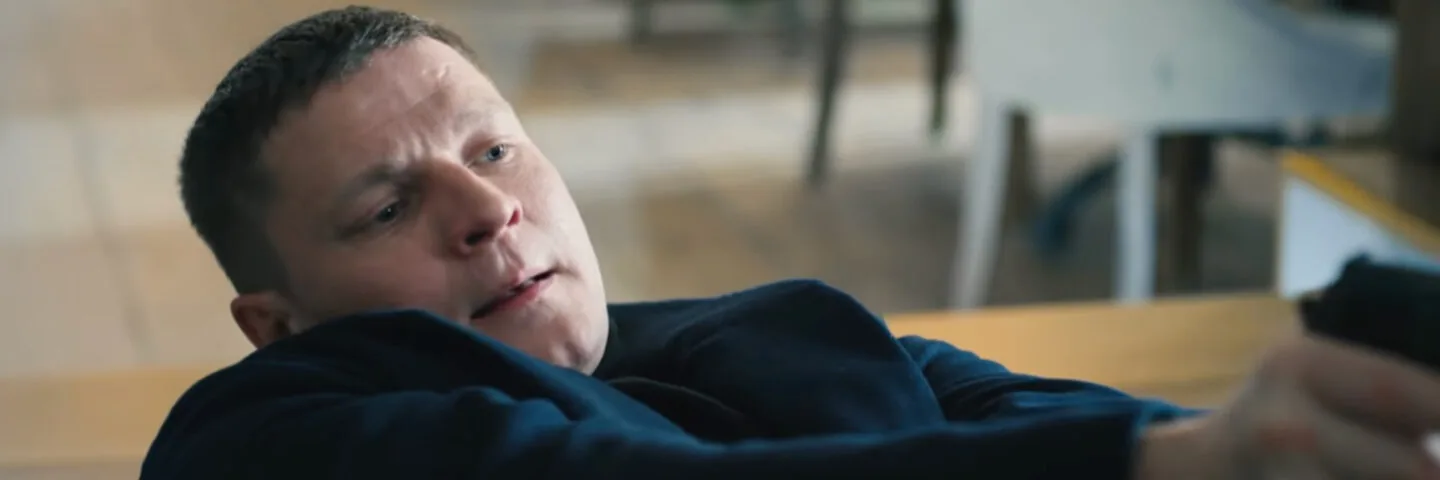 Кадр из 1 серии 1 сезона