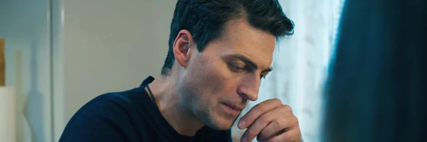 Кадр из 12 серии 1 сезона