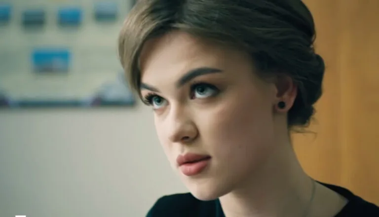 Момент из 13 серии 1 сезона