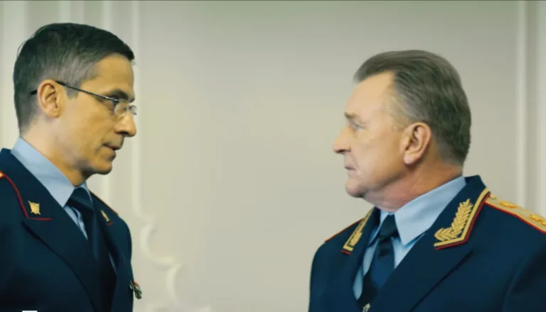 Момент из 4 серии 1 сезона