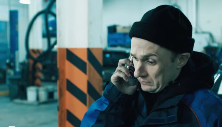 Момент из 5 серии 1 сезона