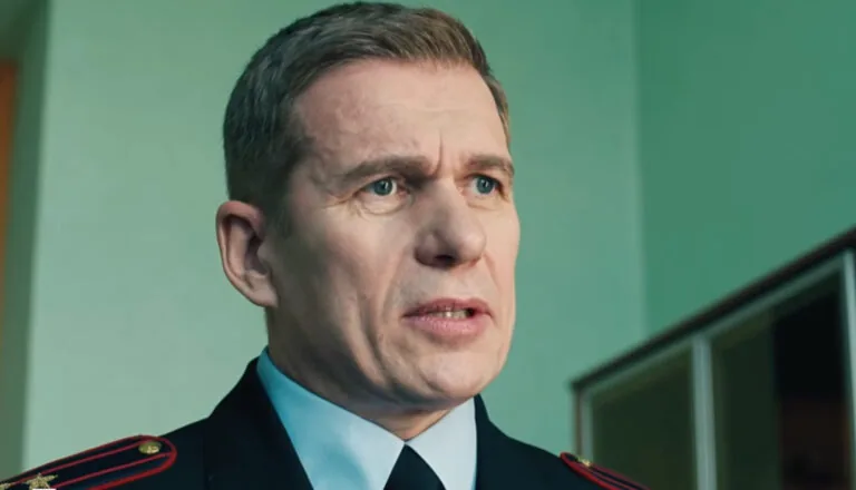 Момент из 6 серии 1 сезона