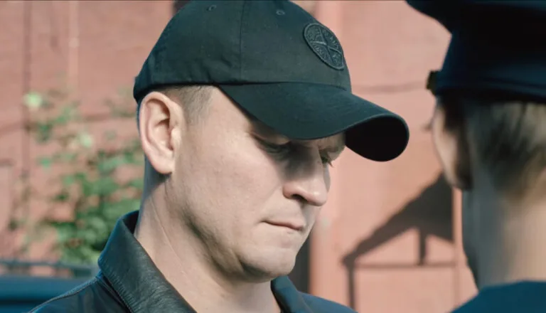 Момент из 14 серии 2 сезона