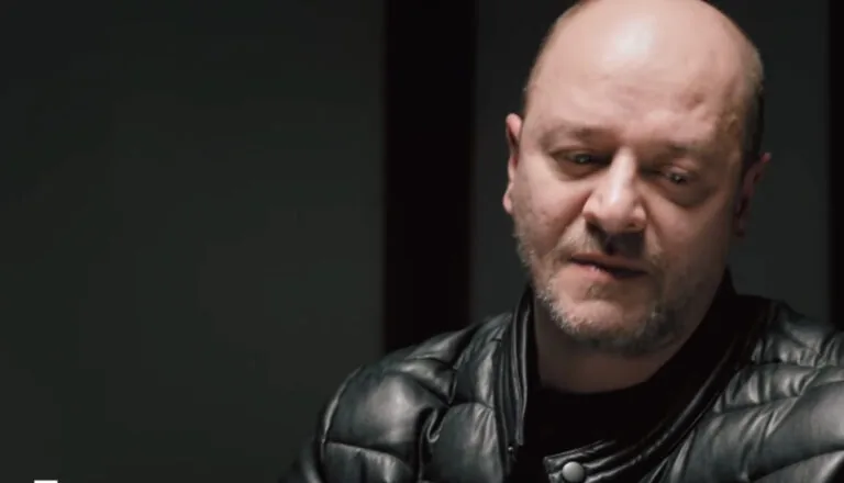 Момент из 20 серии 2 сезона