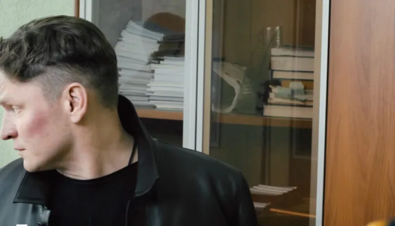 Момент из 5 серии 2 сезона