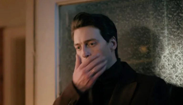 Момент из 10 серии 3 сезона