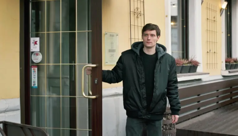 Момент из 13 серии 4 сезона