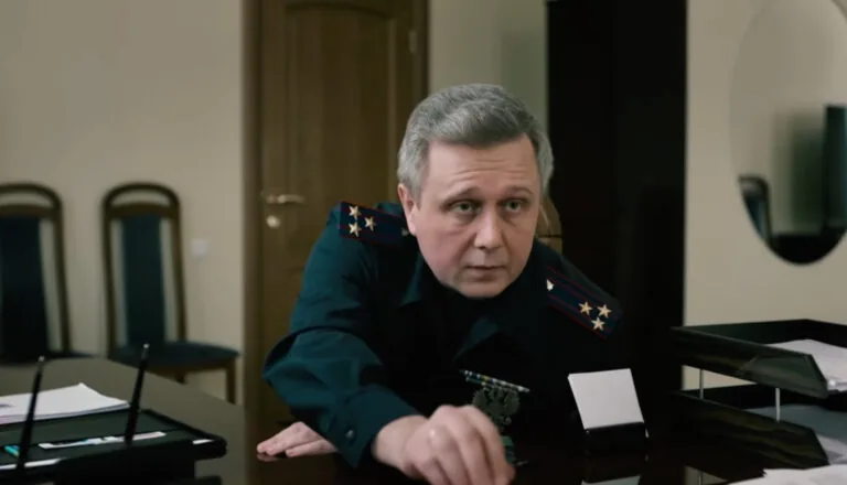 Момент из 6 серии 4 сезона